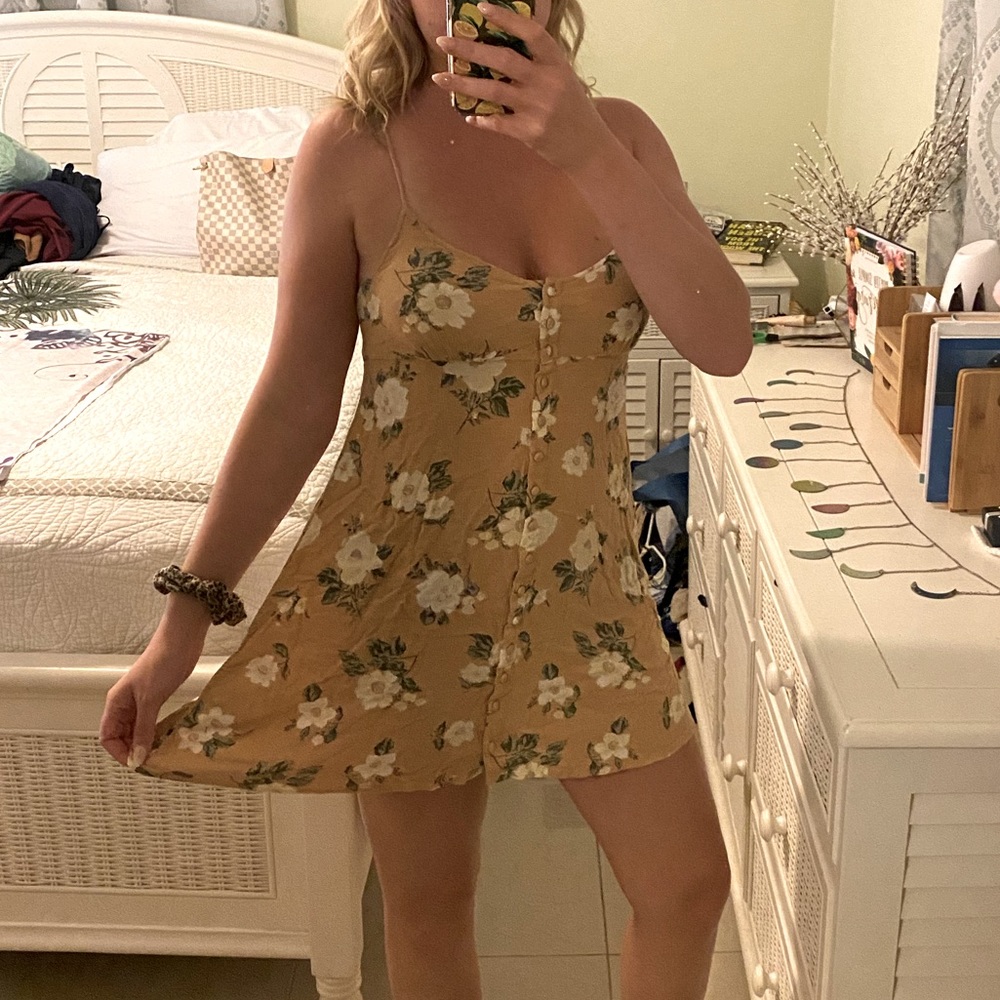 Billabong floral dress